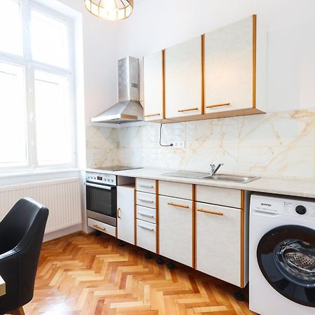 Floasiu Residence Guesthouse Сибиу Экстерьер фото