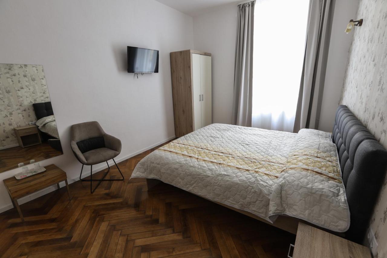 Floasiu Residence Guesthouse Сибиу Экстерьер фото